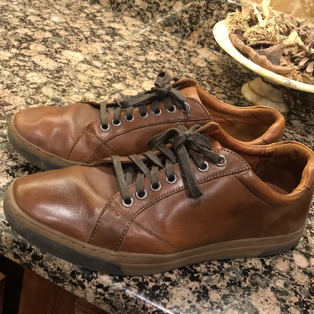 Johnston & Murphy Fenton Lace up Brown Leather